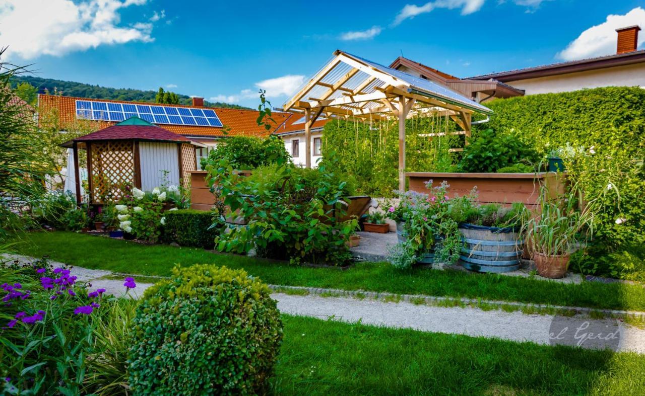 Landgasthof zur Linde Laaben Exterior foto